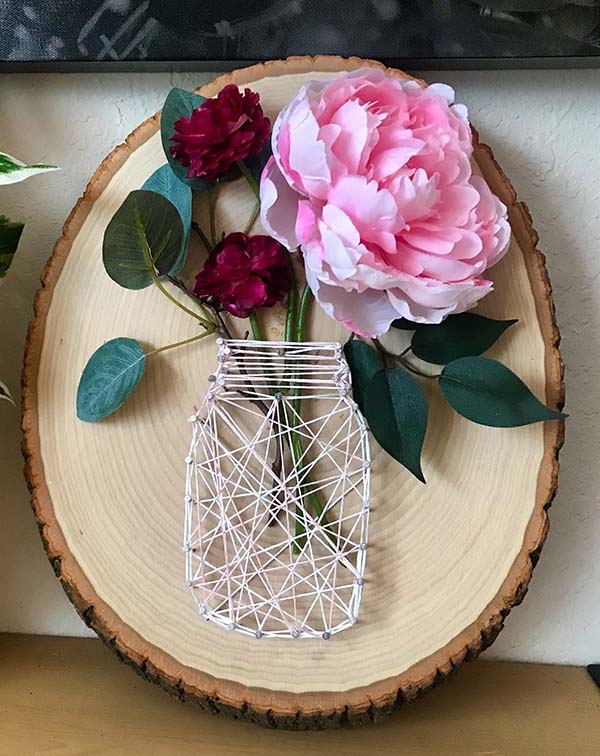 Tree Log Mason Jar String Art #stringart #masonjar #decorhomeideas