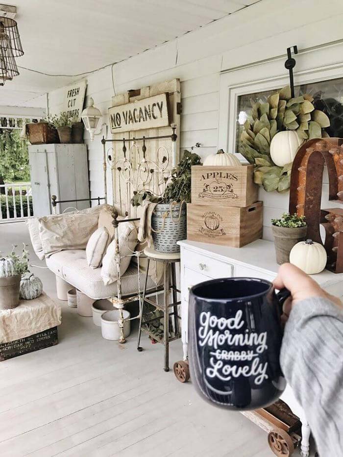 Farmhouse Porch Decoration #farmhouse #rustic #porch #decor #decorhomeideas