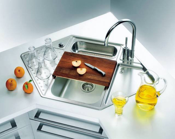 Multifunctional Corner Kitchen Sink #cornersink #kitchen #sink #decorhomeideas