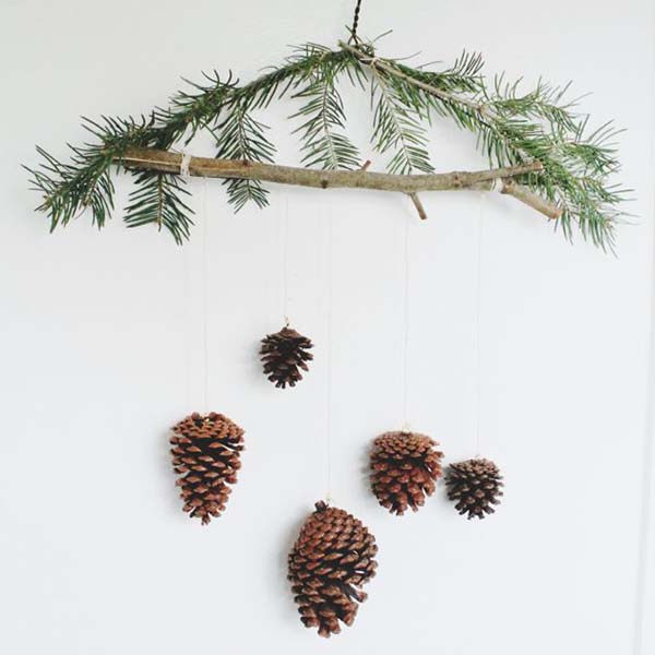 Pinecones Winter Decor #winterdecor #homdecor #winter #decorhomeideas