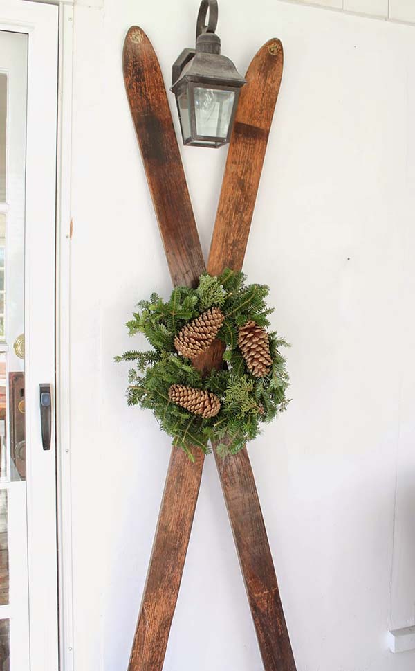 Ski Front Porch Winter Decor #winterdecor #homdecor #winter #decorhomeideas