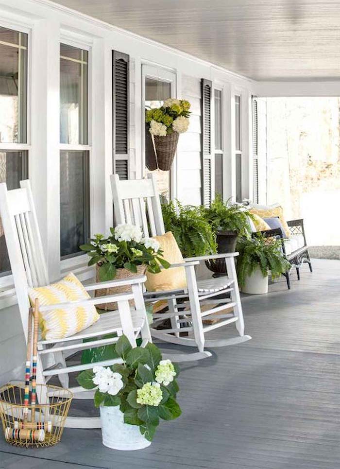 Spring Decorated Front Porch #farmhouse #rustic #porch #decor #decorhomeideas