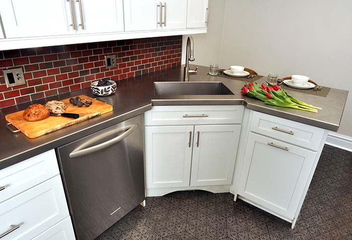 Stainless Steel Kitchen Corner Sink #cornersink #kitchen #sink #decorhomeideas