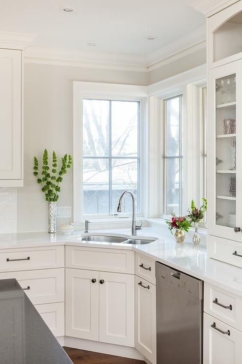 Super Tiny Corner Kitchen Sink #cornersink #kitchen #sink #decorhomeideas