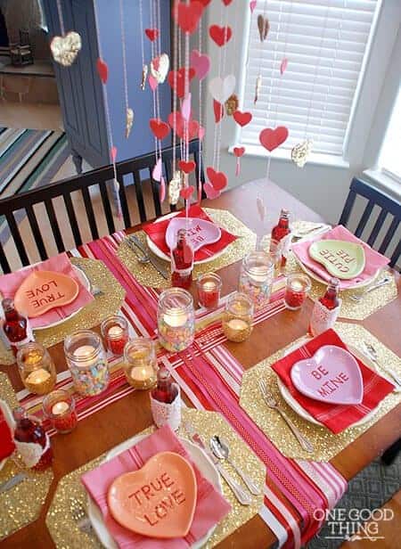 Valentines Day Dinner Decor #valentinescraft #decor #love #crafts #diy #decorhomeideas