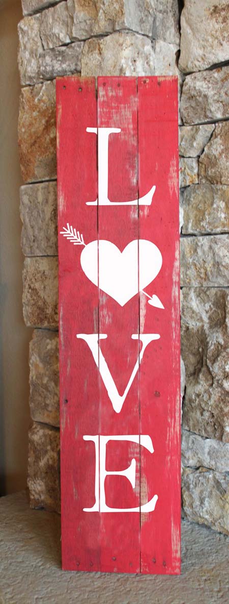 Valentines Day Love Sign #valentinescraft #decor #love #crafts #diy #decorhomeideas