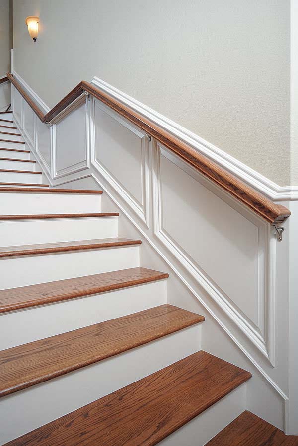 Amazing Wainscoting For Stairway