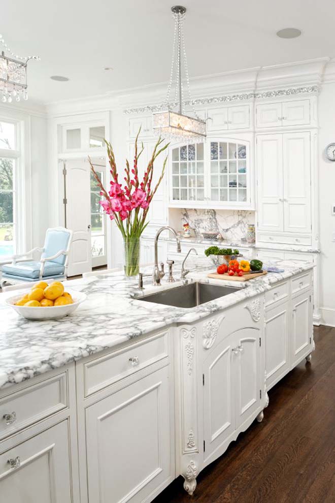 Snow White Traditional Kitchen