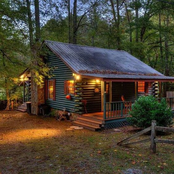 Tiny House #cabin #loghouse #tinyhouse  #decorhomeideas