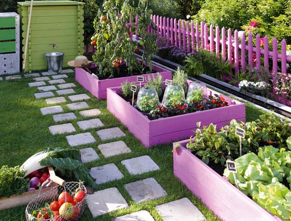 Flower Beds From Painted Pallets #garden #gardenbed #edging #decorhomeideas