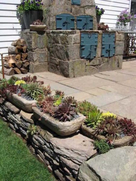 Rocky Succulent Planters #garden #planters #vintage #decorhomeideas