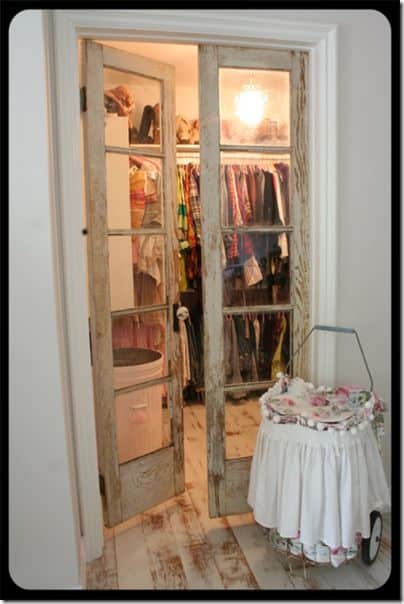 Rustic Closet Doors With Glass #rustic #closetdoor #closet #door #decorhomeideas