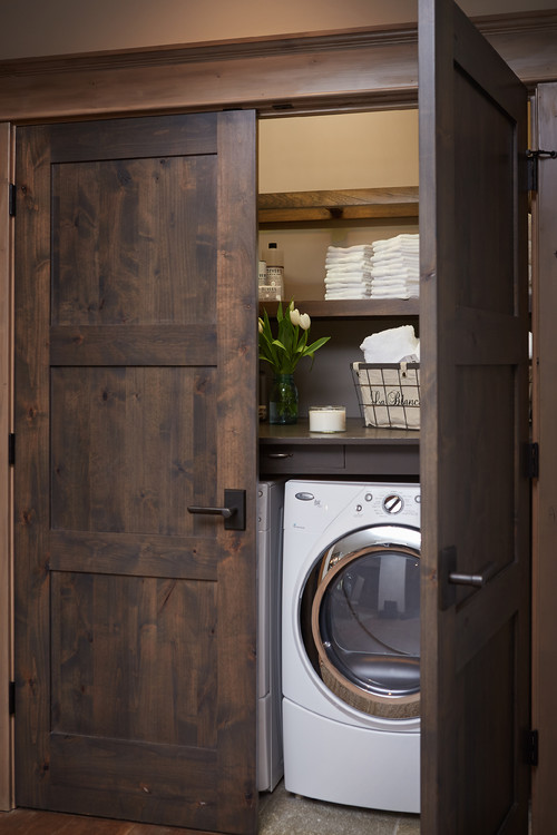 Rustic Laundry Room Closet Door #rustic #closetdoor #closet #door #decorhomeideas