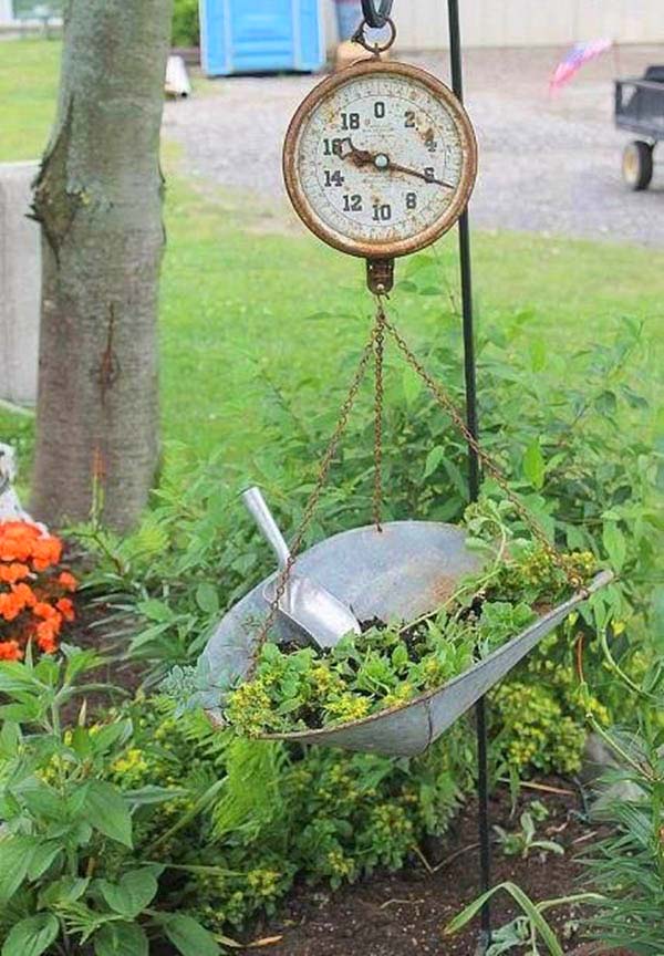 Vintage Scale Garden Planter #garden #planters #vintage #decorhomeideas
