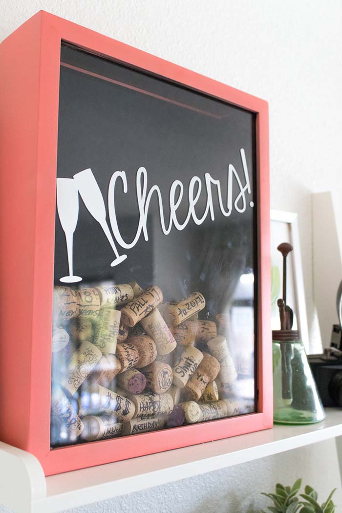 DIY Cork Memory Box #memorybox #diy #decorhomeideas