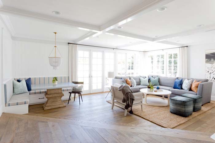 Big Spacious Living Room #livingroom #bright #interiordesign #decorhomeideas