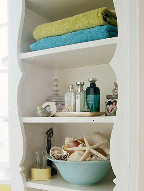 Simple bathroom storage idea