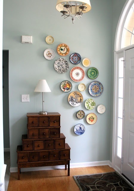 DIY Wall Decoration From Plates #repurpose #reuse #kitchen #utensil #decorhomeideas