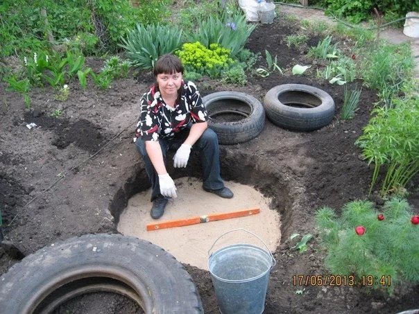 DIY Mini Pond From Old Tire