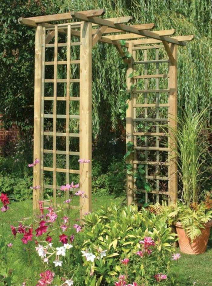 DIY Wooden Arc Garden Trellis #garden #trellis #decorhomeideas