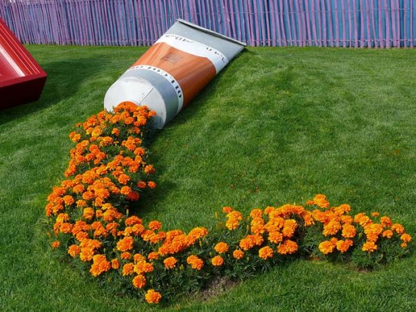 Orange Oil Tube Spilled Flower Pot #garden #decorhomeideas