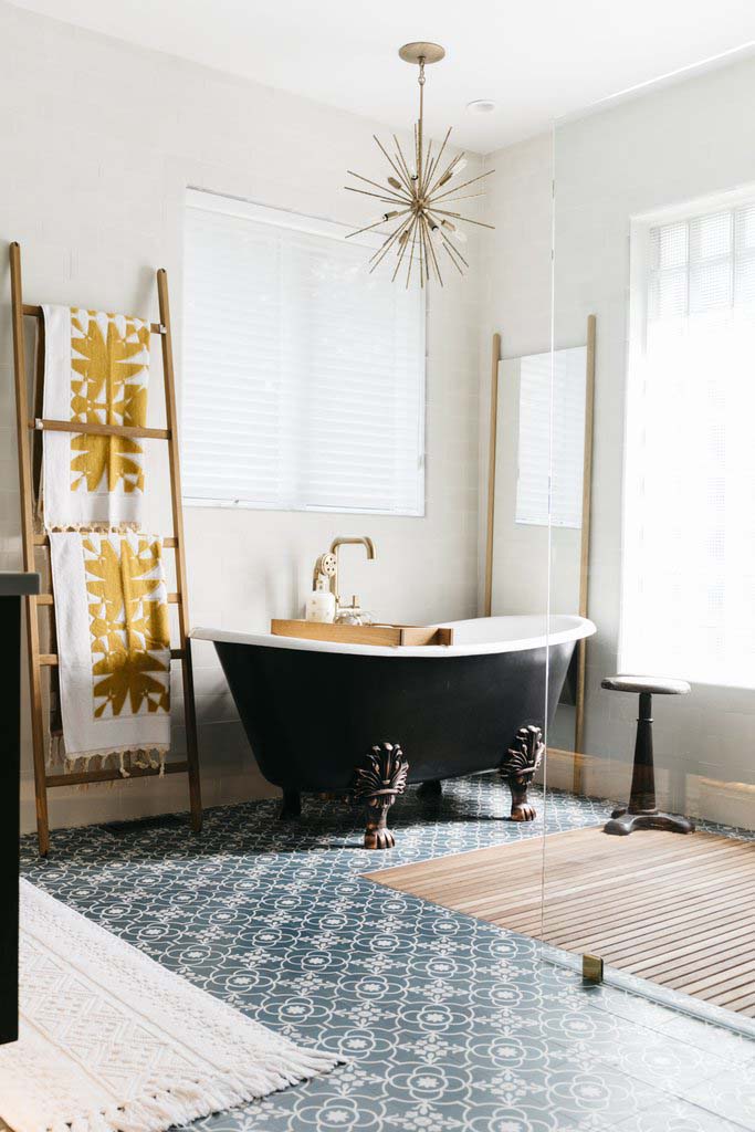 Bathroom With Teak Flooring #bathroom #teak #decorhomeideas