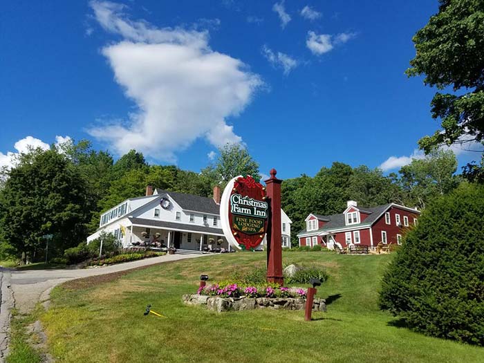 Christmas Inn Exterior Summer