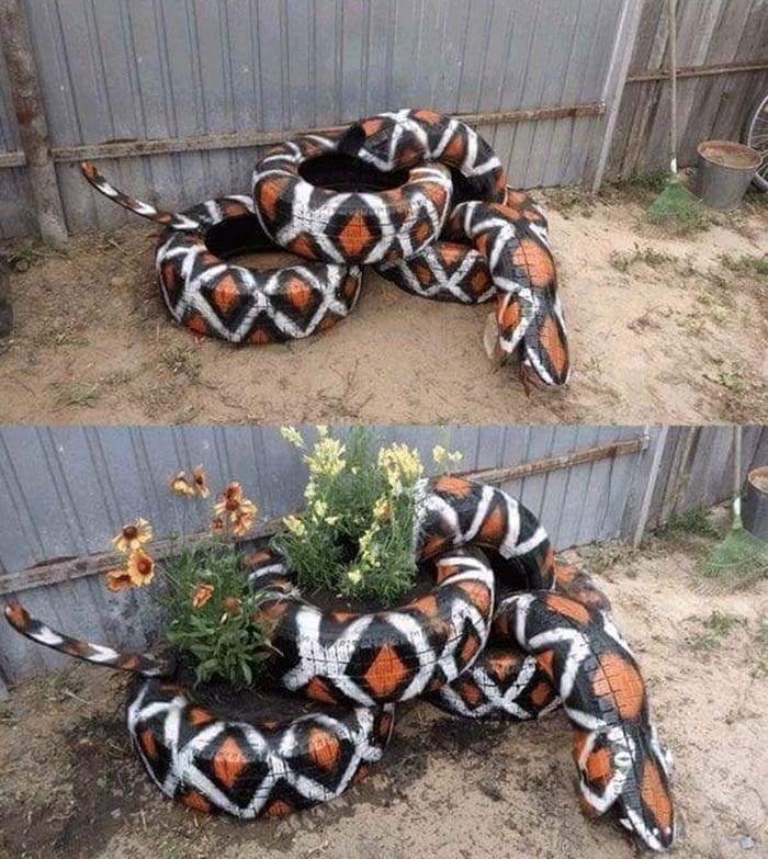 DIY Snake Tire Planter #garden #oldtires #decorhomeideas