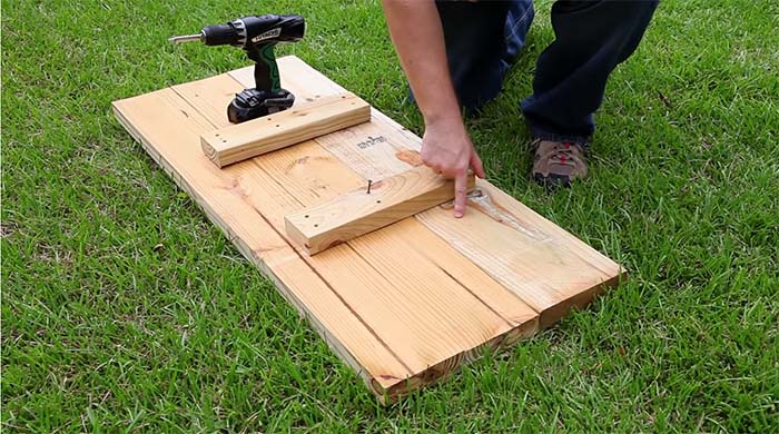 Raised Garden Bed With Bench Step 1