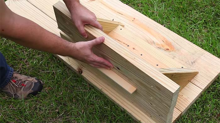 Raised Garden Bed With Bench Step 4