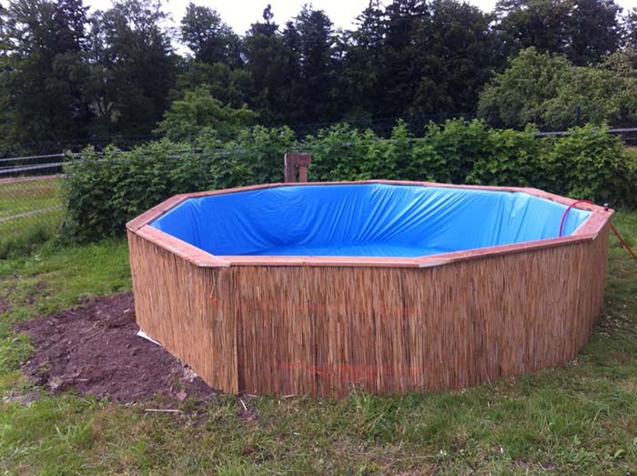 Swimming Pool Made Out Of Pallets Step 5