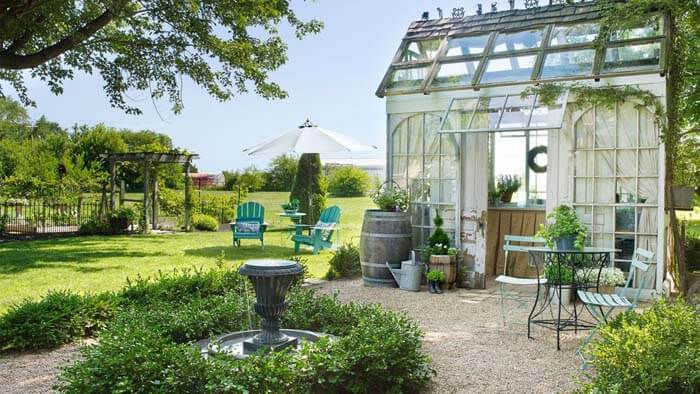 Amazing Sunroom Garden Decor #garden #landscaping #decorhomeideas