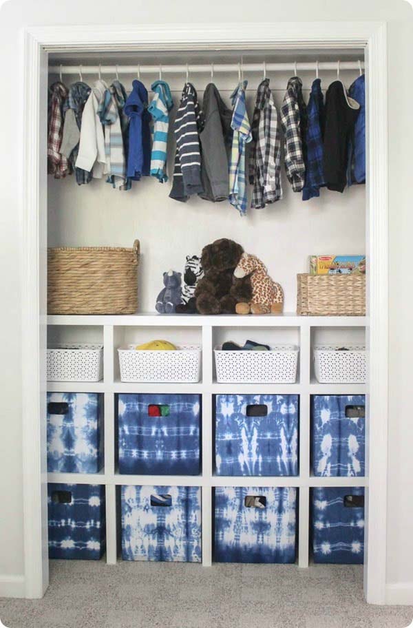 DIY Closet Organizer Fabric Bins #closet #organization #decorhomeideas