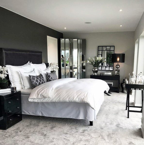 Featured image of post Dark Grey And Black Bedroom Ideas - Grey and black alternate using the tiling effect on the central wall.