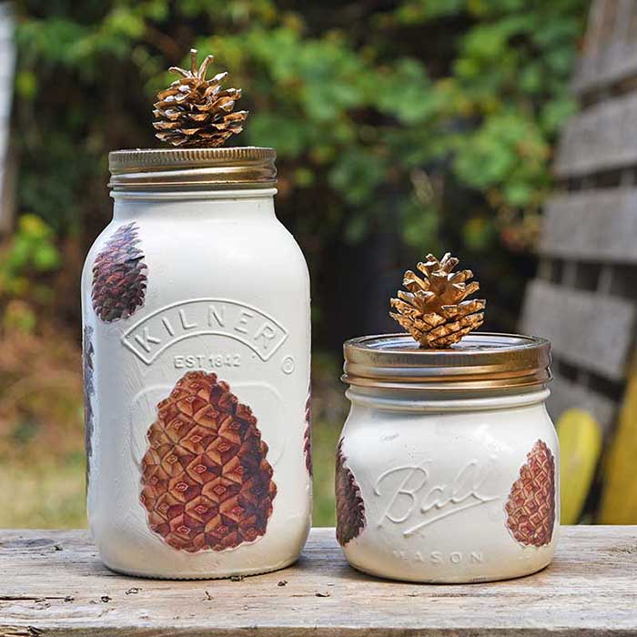 Fall Mason Jar Decor With Pinecones #falldecor #masonjar #decorhomeideas