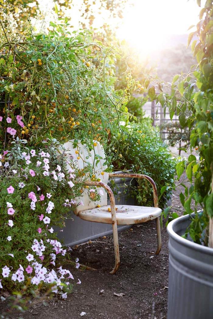 Garden Seating #garden #landscaping #decorhomeideas