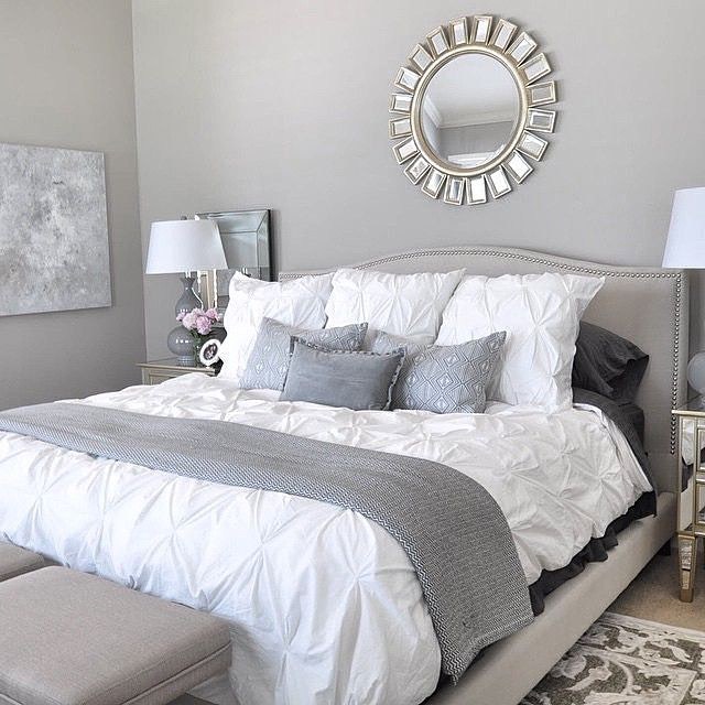 37 Beautiful Silver Bedroom Ideas To Add More Luxury Your Home Decor - What Color Walls With Grey Comforter