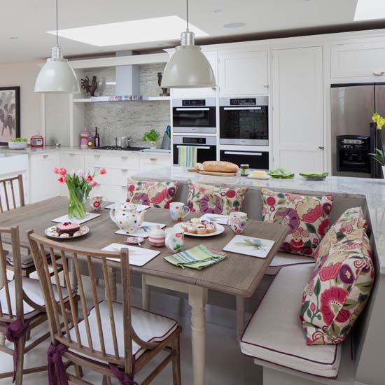 L-Shaped Kitchen Island Dining Room Design #kitchen #island #decorhomeideas