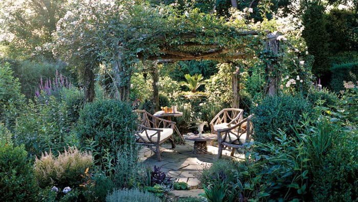 Private Garden Seating Area #garden #landscaping #decorhomeideas