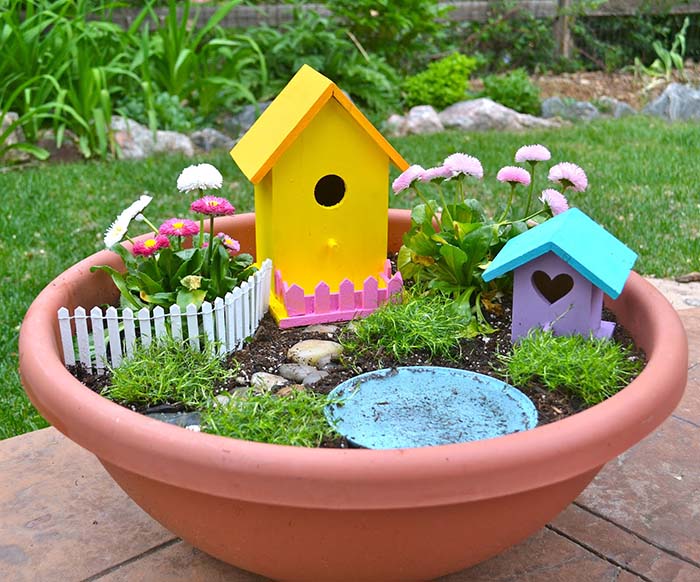 Bird House Fairy Garden #fairygarden #diy #decorhomeideas