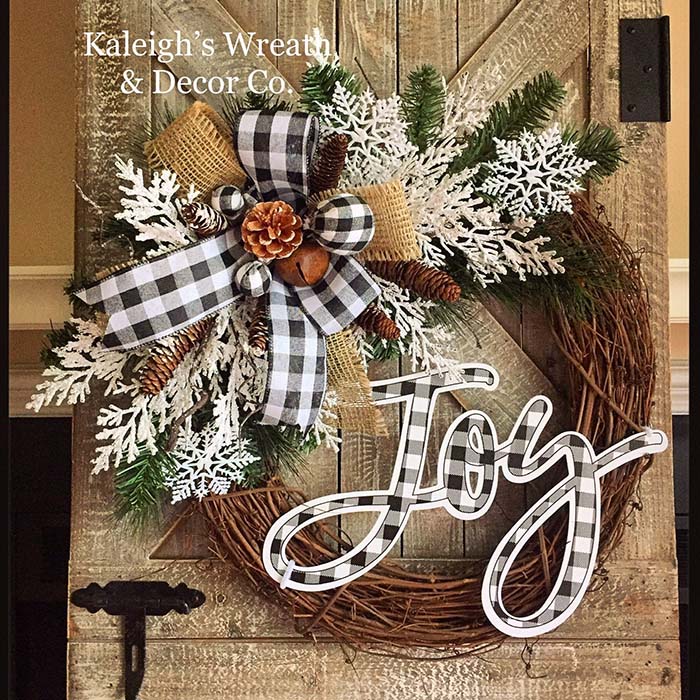 Buffalo Plaid Christmas Wreath #Christmas #buffalocheck #diy #decorhomeideas