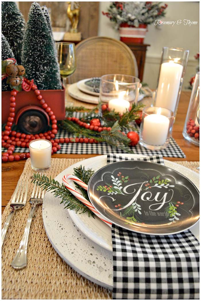 Country Farmhouse Buffalo Check Table Decor #Christmas #buffalocheck #diy #decorhomeideas