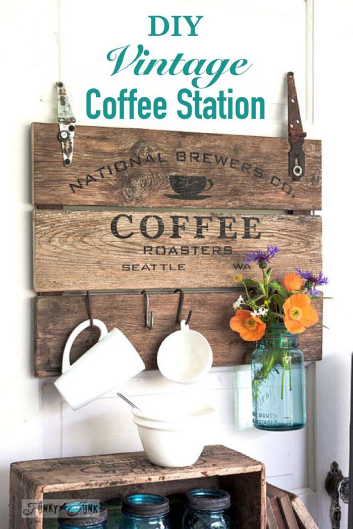 DIY Vintage Coffee Station #coffeebar #coffeestation #decorhomeideas