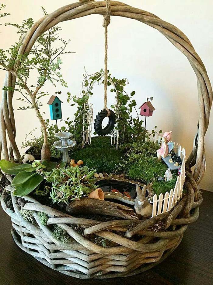 Fairy Garden In a Basket #fairygarden #diy #decorhomeideas