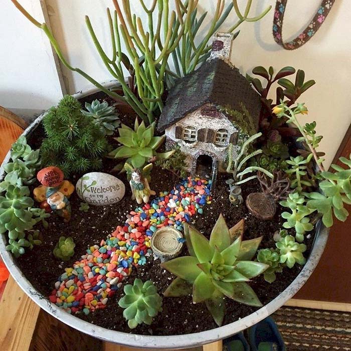 Fairy Garden With Painted Rock #fairygarden #diy #decorhomeideas