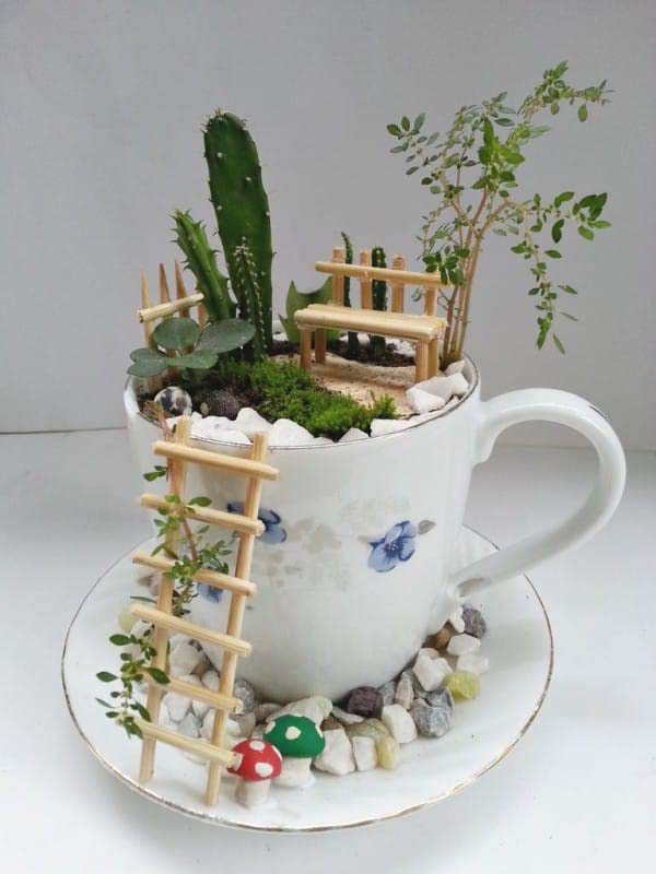 Little Cup Fairy Garden #fairygarden #diy #decorhomeideas