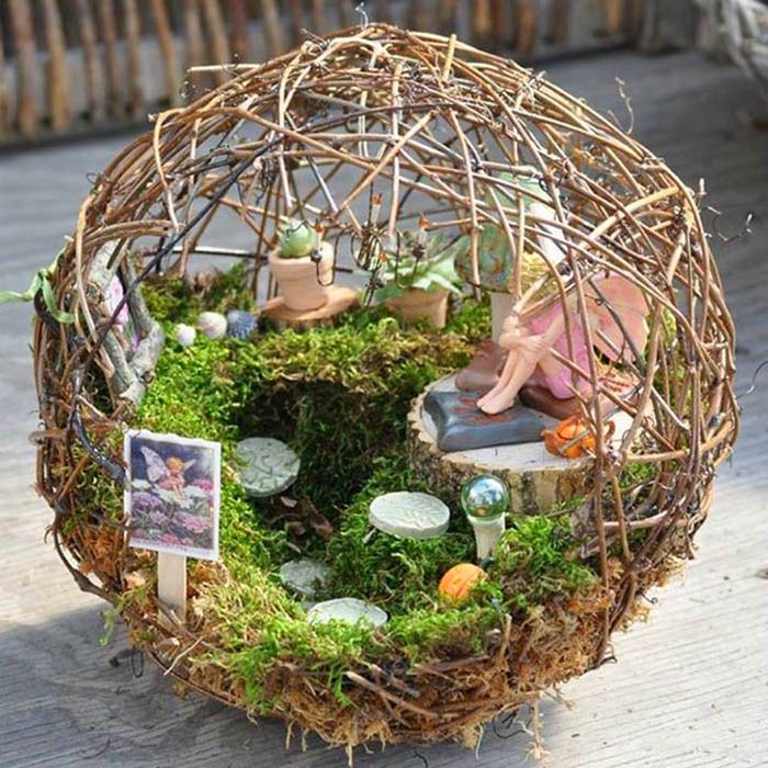 Orb Fairy Garden Ideas #fairygarden #diy #decorhomeideas