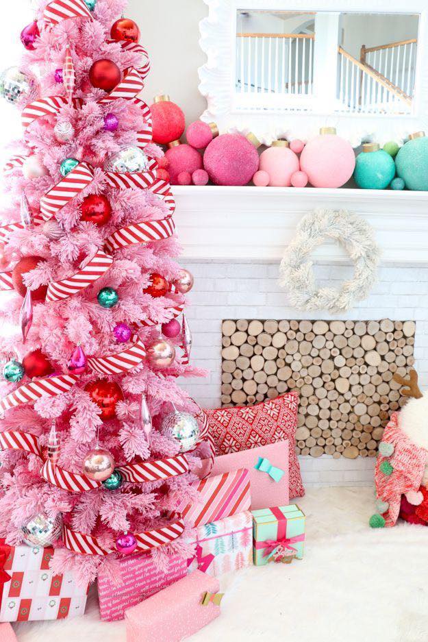 Pastel Pink Christmas Tree #Christmas #trees #decorhomeideas
