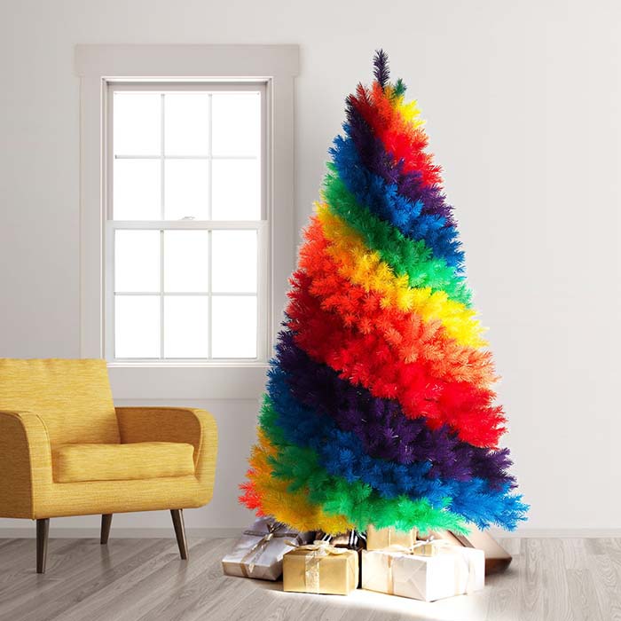 Rainbow Christmas Tree #Christmas #trees #decorhomeideas