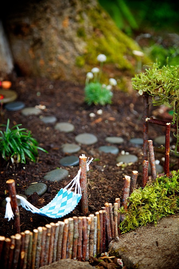 Tiny Hammock Mini Garden #fairygarden #diy #decorhomeideas